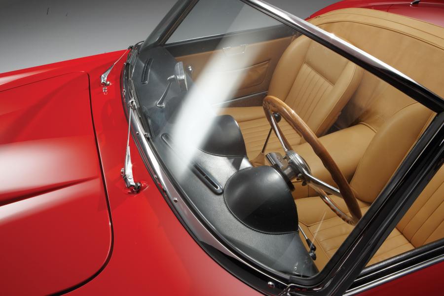  Ferrari 250 GT California 1962 года  (фото 14 из 29)
